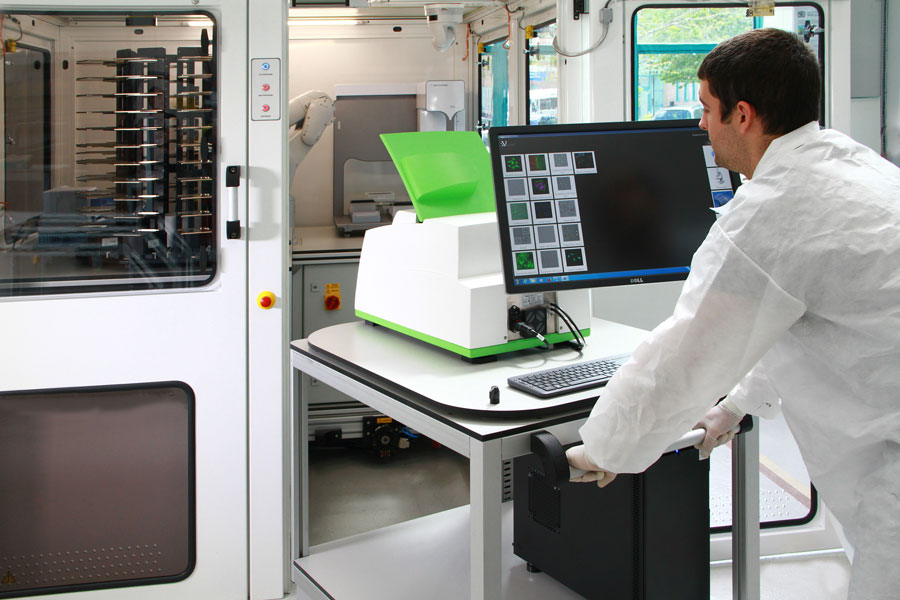 PAA Careers - stimulating and challenging working environment Portable workstation